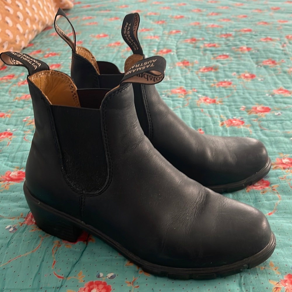 Blundstone Black Leather Chelsea Boot Waterproof